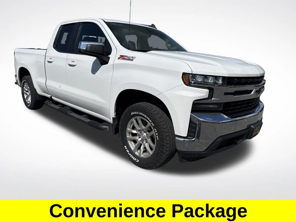 Used 2019 White Chevrolet LT image 4