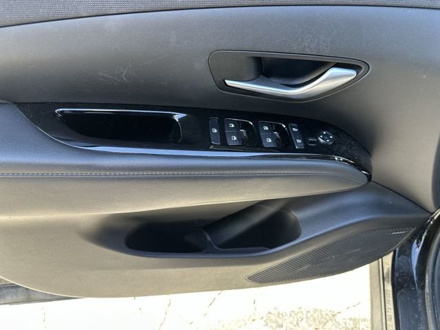 Used 2023 Black Hyundai Limited image 15