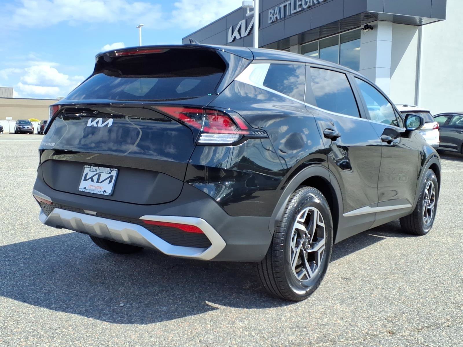 Certified Used 2023 Fusion Black Kia LX image 23