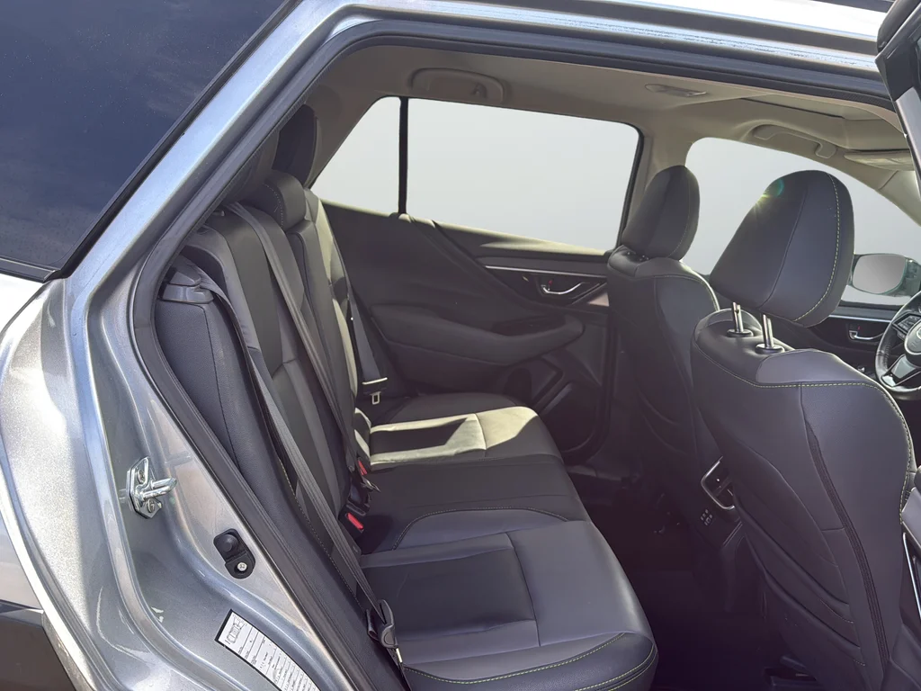 Used 2025 Silver Subaru Onyx Edition image 14