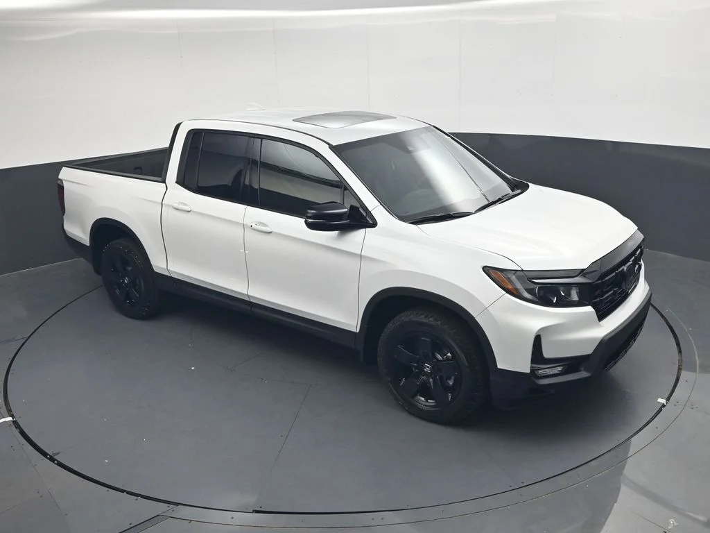 New 2026 Platinum White Pearl Honda Black Edition image 19