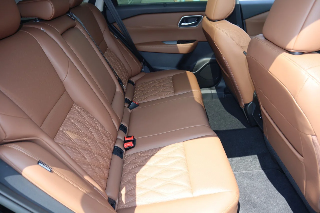 New 2026 Gun Metallic Nissan Platinum image 23