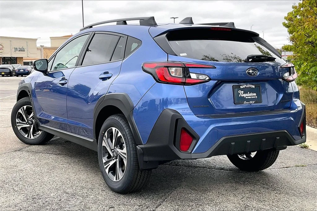 New 2027 DAYBREAK BLUE PEARL Subaru Premium image 3