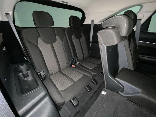 Used 2023 White Kia LX image 22