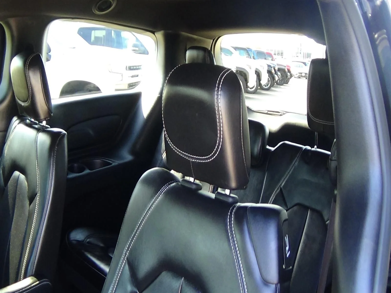 Certified Used 2025 Diamond Black Crystal Pearl Coat (pxj) Chrysler Select image 13