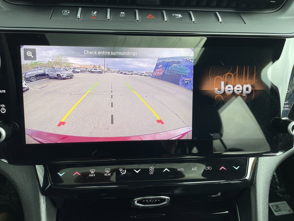 Used 2026 Red Jeep Laredo image 20