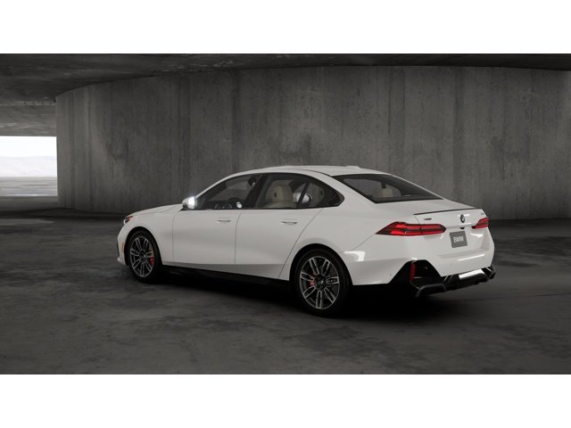 New 2027 Alpine White BMW 530i xDrive image 2