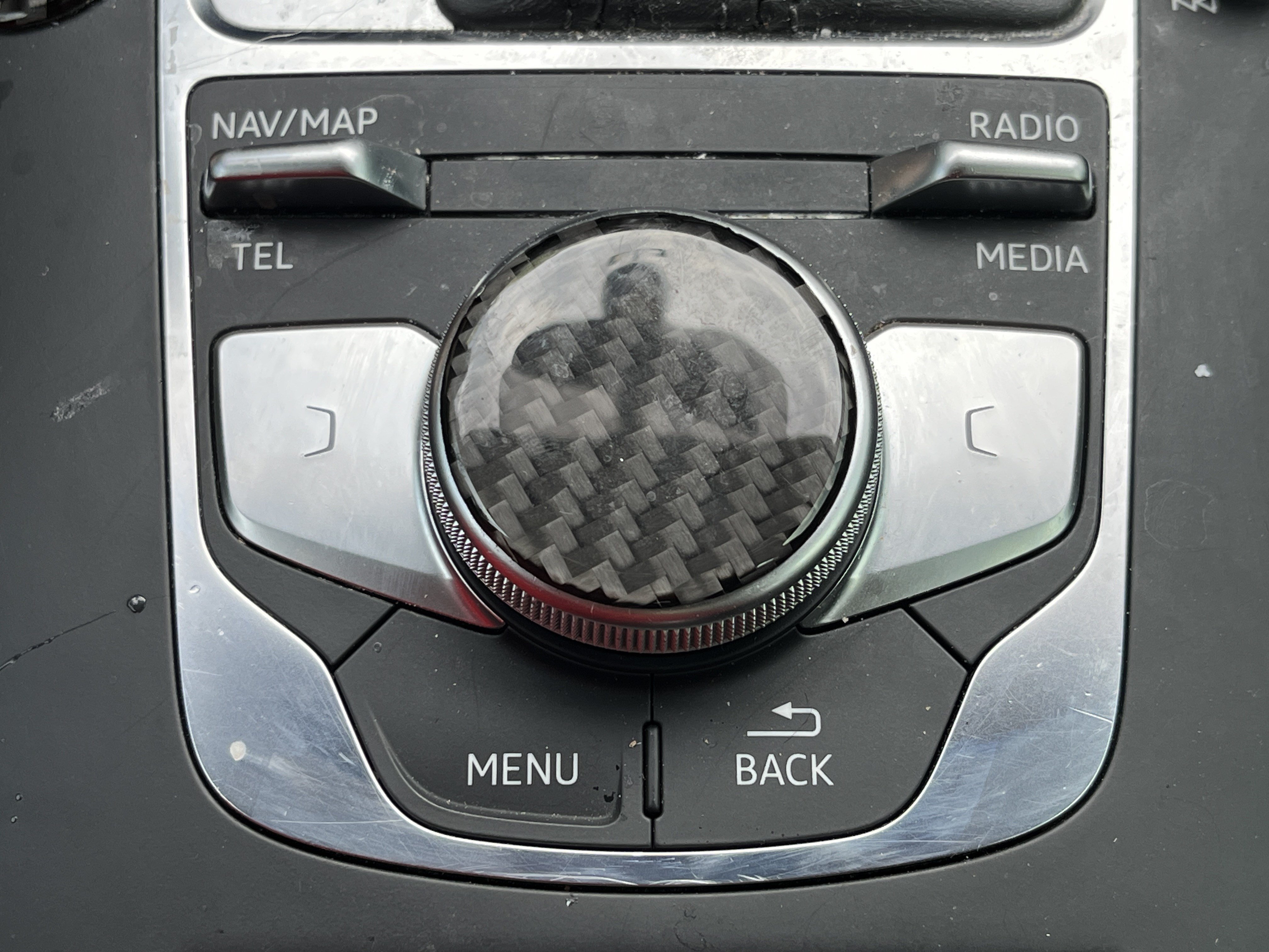 Used 2020 Glacier White Audi Premium image 10