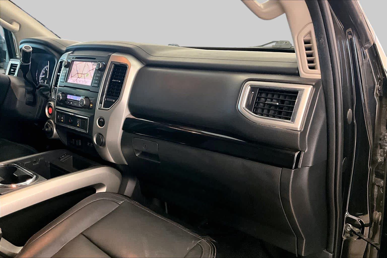 Used 2019 Magnetic Black Metallic Nissan SV image 17