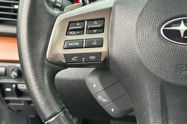 Used 2014 Gray Subaru 2.5i image 27