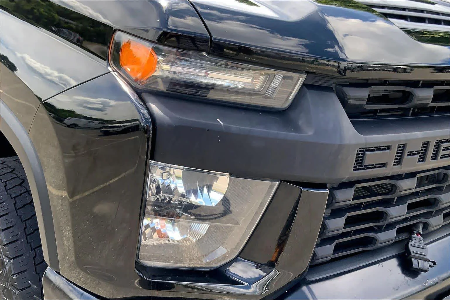 Used 2020 Black Chevrolet Work Truck image 27