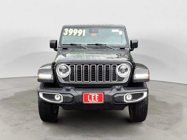 Certified Used 2025 Black Clearcoat Jeep Sahara image 8