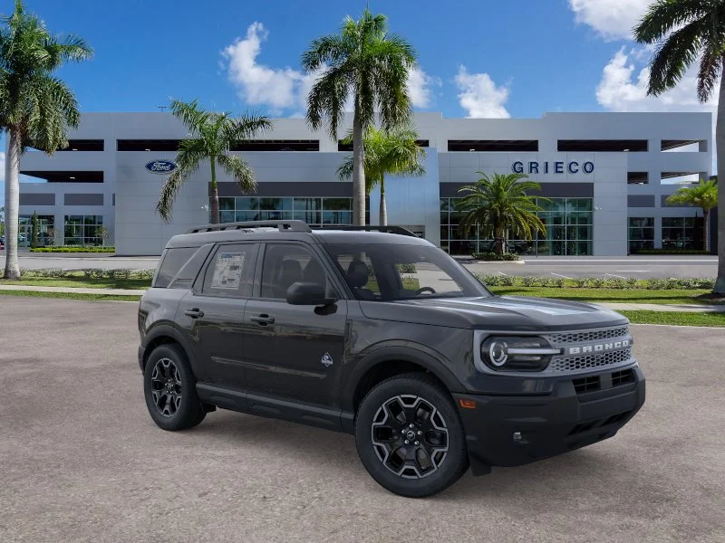 New 2026 Shadow Black Ford Outer Banks® image 34