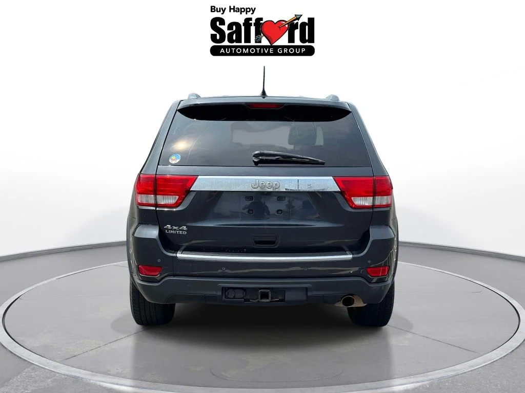Used 2013 Gray Jeep Limited image 7