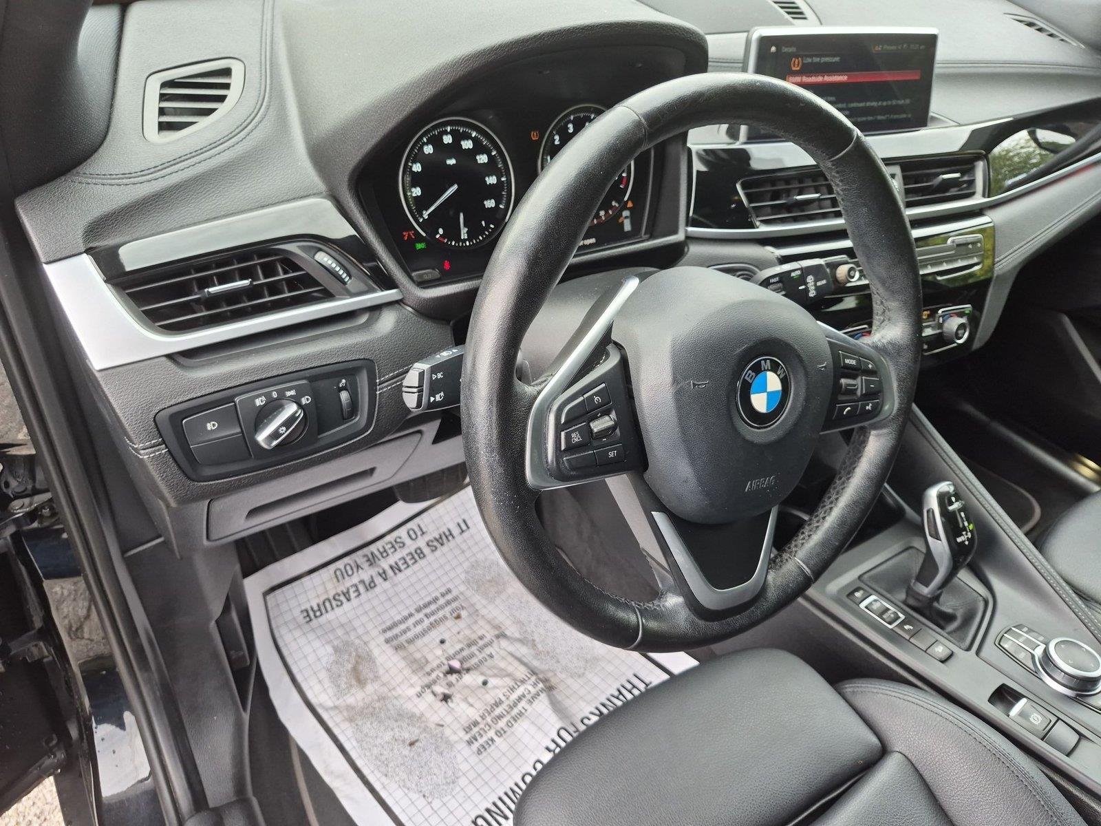 Used 2020 Jet Black BMW xDrive28i image 16