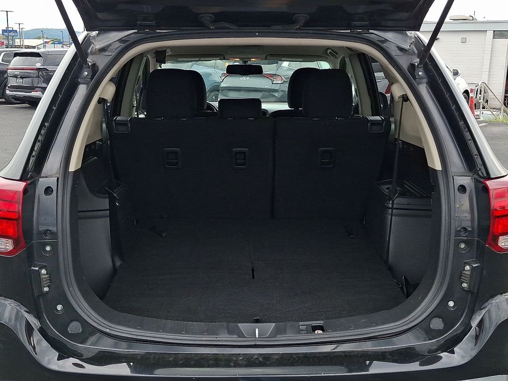 Used 2016 Black Mitsubishi  image 24