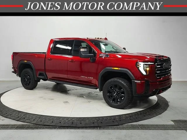 2025 GMC Sierra 4WD Crew Cab Standard Box AT4's photo