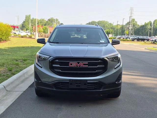 Used 2021 Gray GMC SLE image 16