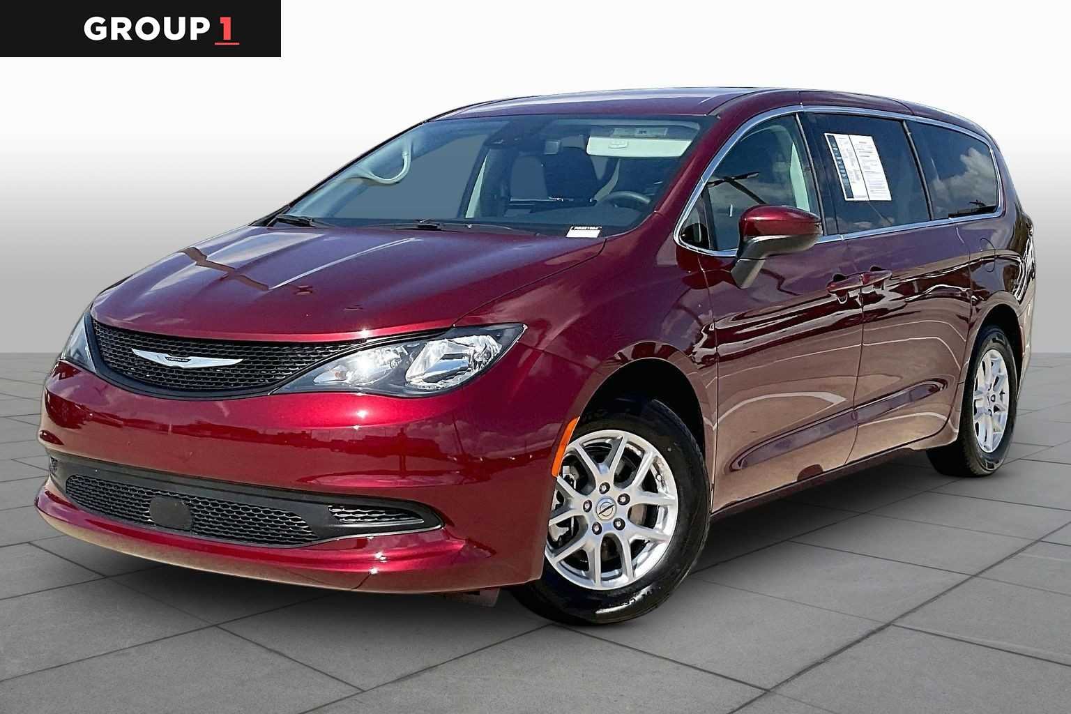 2023 Chrysler Voyager LX