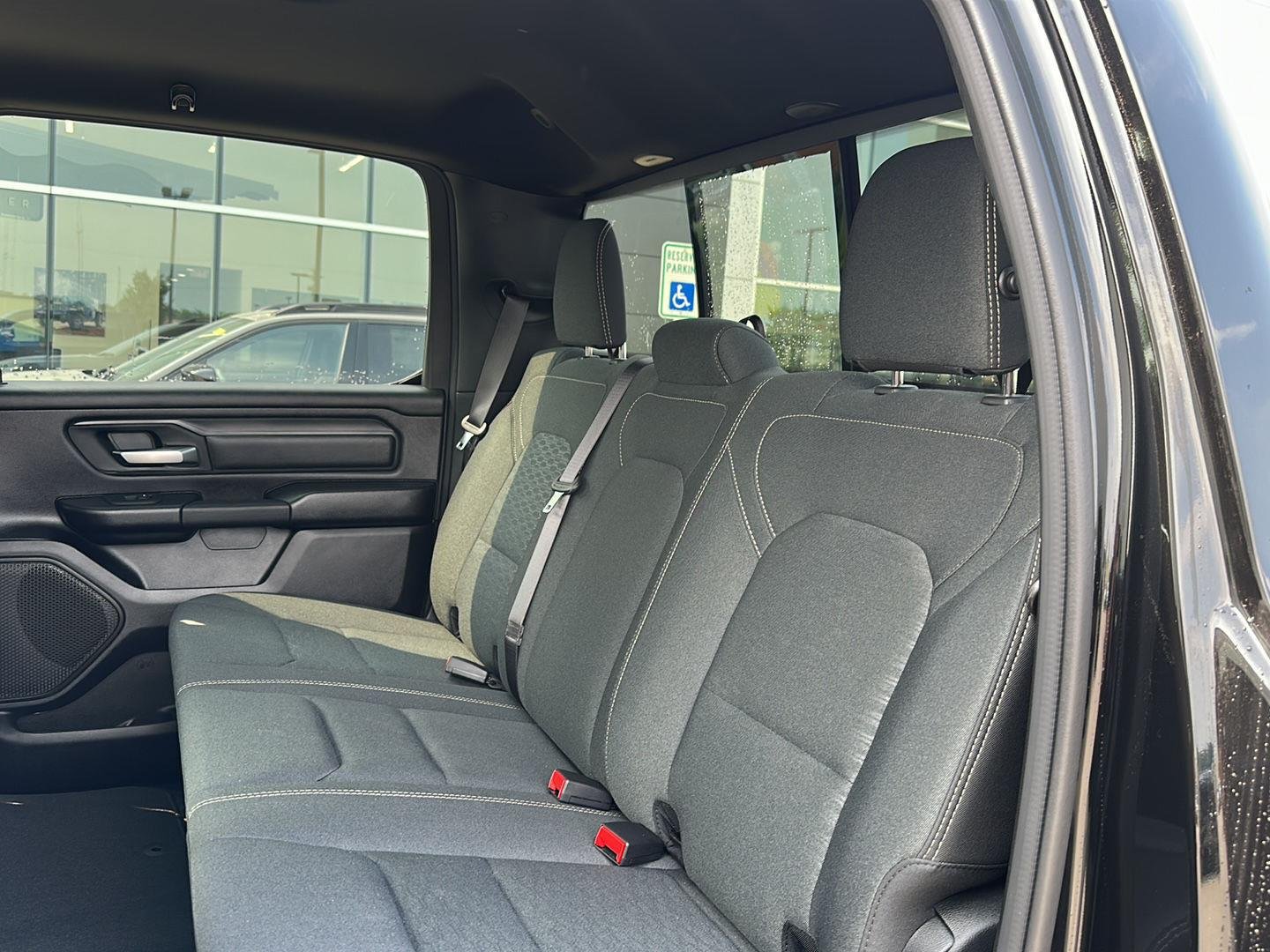 2026 RAM 1500 Express - Photo 26