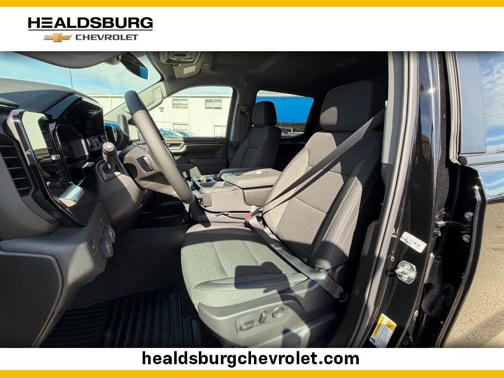 2026 Chevrolet Silverado 1500 LT - Photo 9