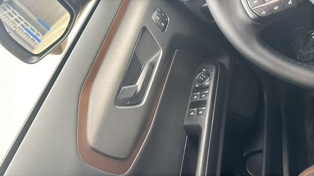 New 2026 Carbonized Gray Metallic Ford Outer Banks® image 22