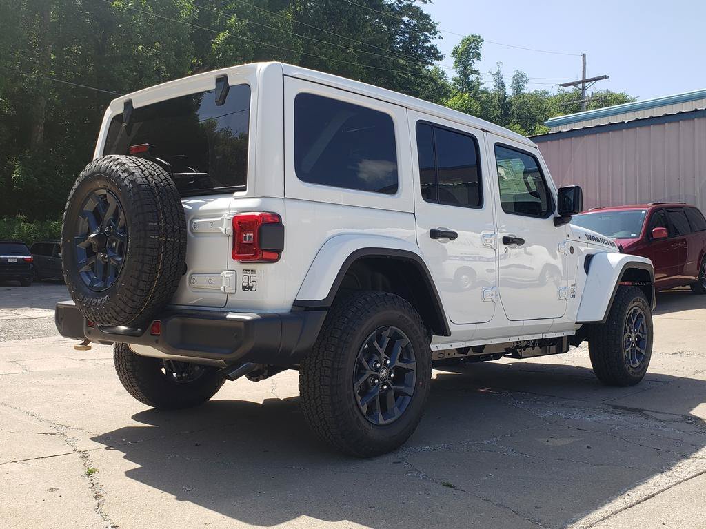 New 2026 Bright White Clear-Coat Exterior Paint Jeep 85th Anniversary image 3