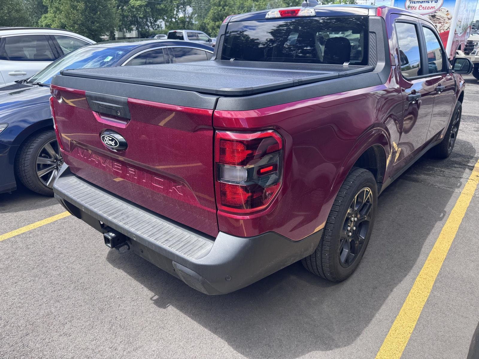 Used 2025 Ruby Red Metallic Tinted Clearcoat Ford XLT image 4