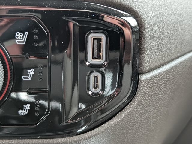 2026 Chevrolet Silverado 1500 LTZ - Photo 20