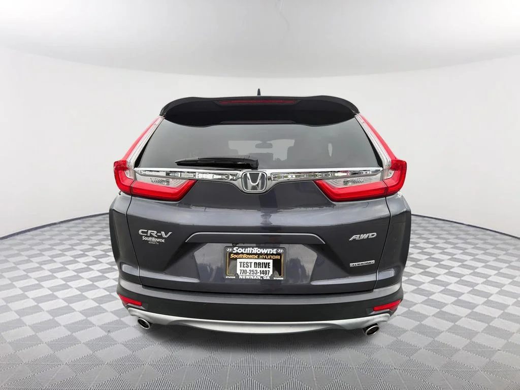 Used 2018 Black Honda Touring image 6