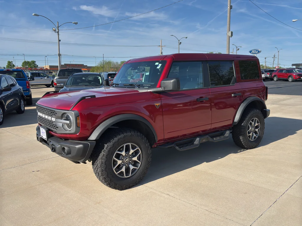 Used 2025 Ruby Red Metallic Ford Badlands image 2