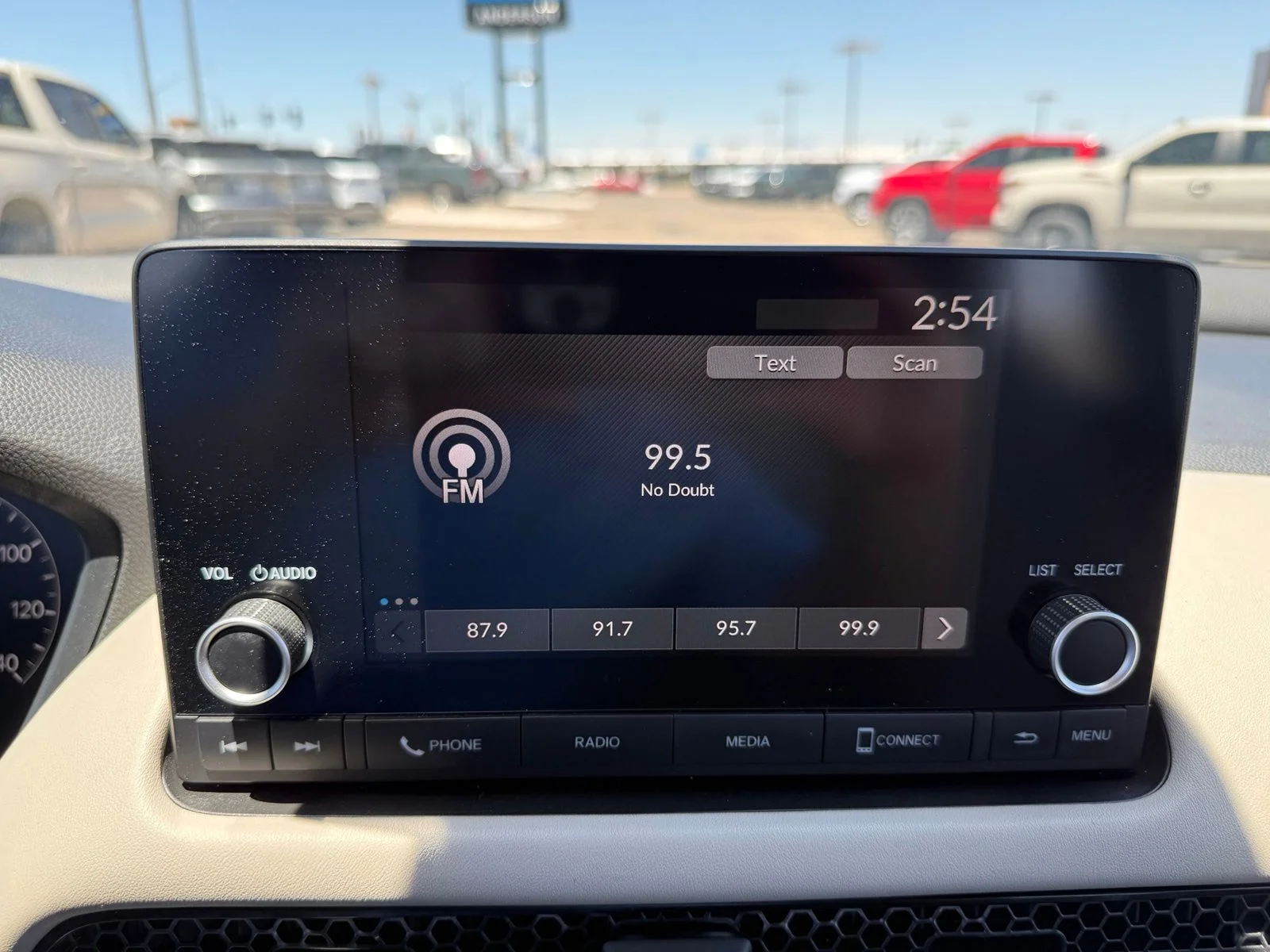 2023 Honda HR-V LX - Photo 22