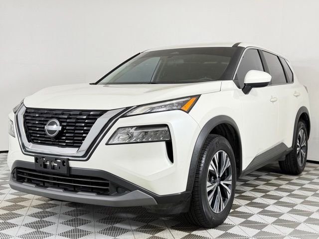 Used 2023 Pearl White Tricoat Nissan SV image 8