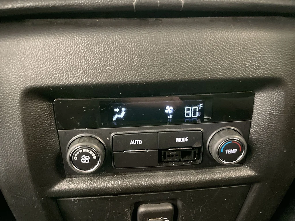 Used 2023 Mosaic Black Metallic Chevrolet LT Cloth image 21