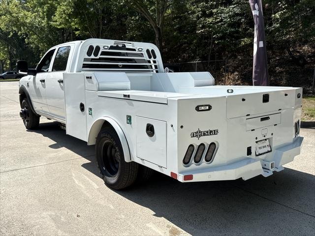 New 2026 Bright White Clear-Coat Exterior Paint RAM TRADESMAN Chassis Cab image 5