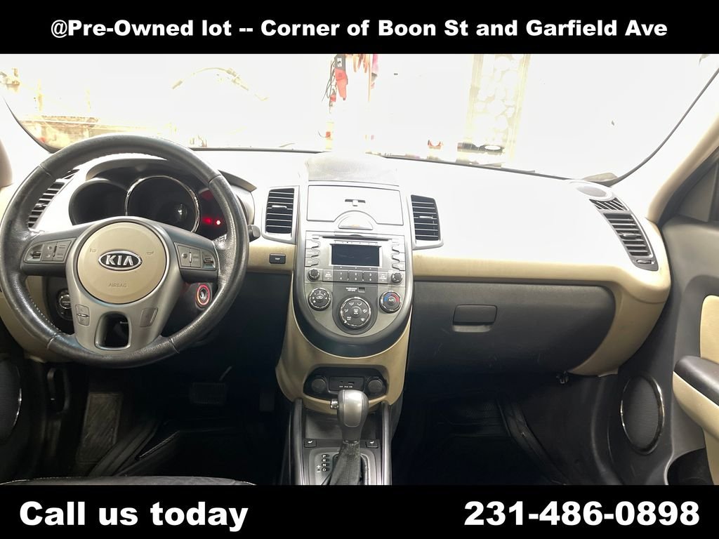 Used 2011 Gray Kia Exclaim image 18
