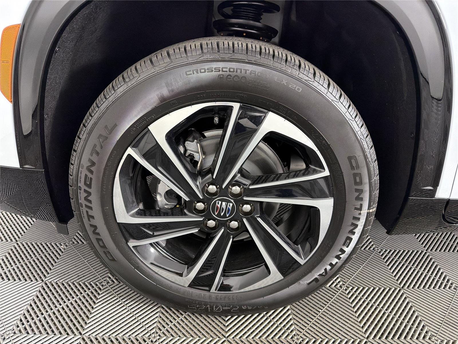 2026 Buick Enclave Sport Touring - Photo 9