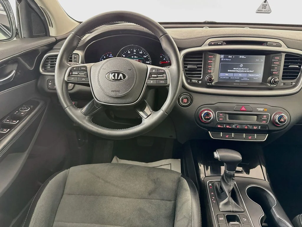 Used 2019 Silver Kia EX image 27