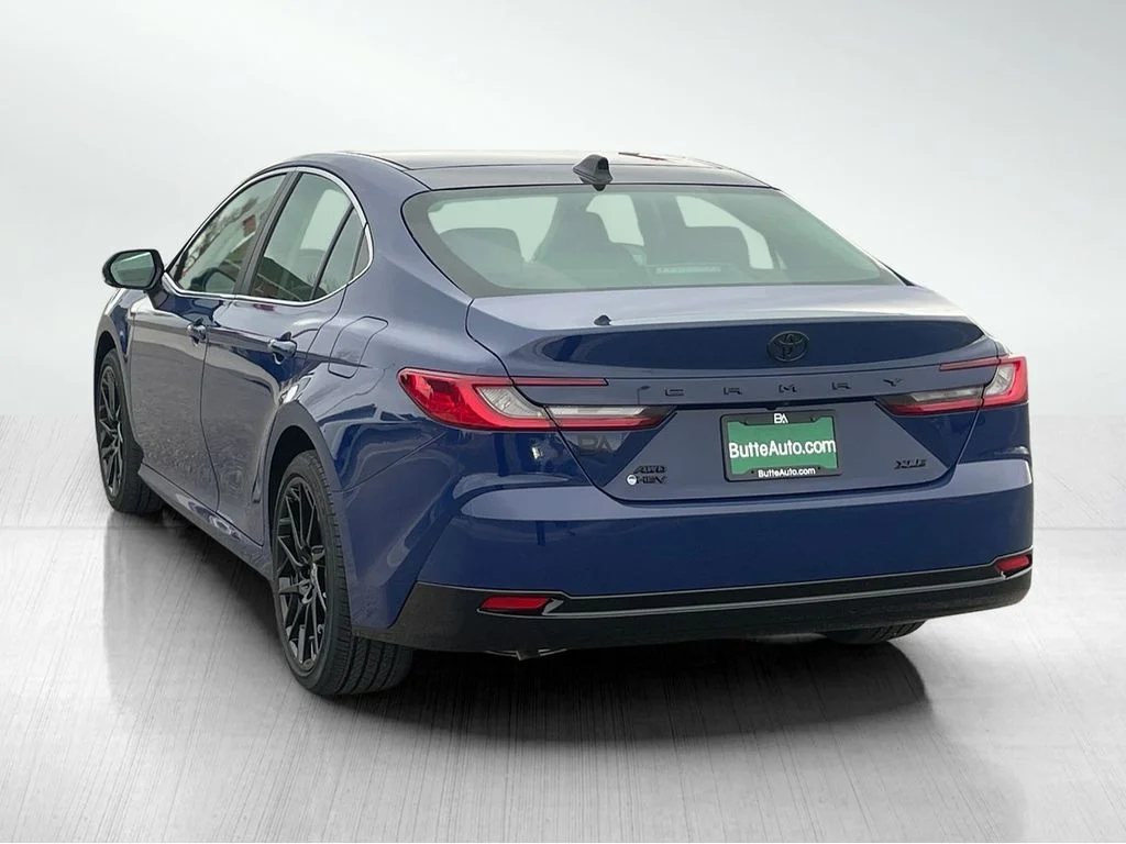 New 2026 Reservoir Blue Toyota XLE image 5