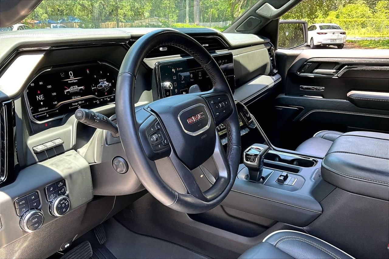 Used 2024 White GMC AT4X image 14