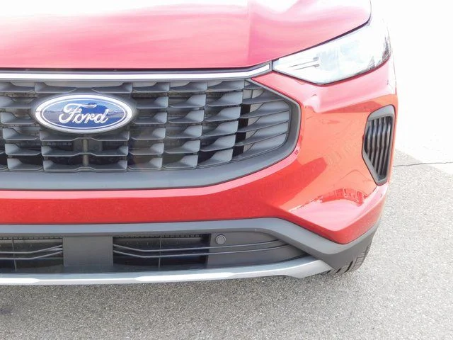 New 2026 Rapid Red Metallic Tinted Clearcoat Ford Active® image 48