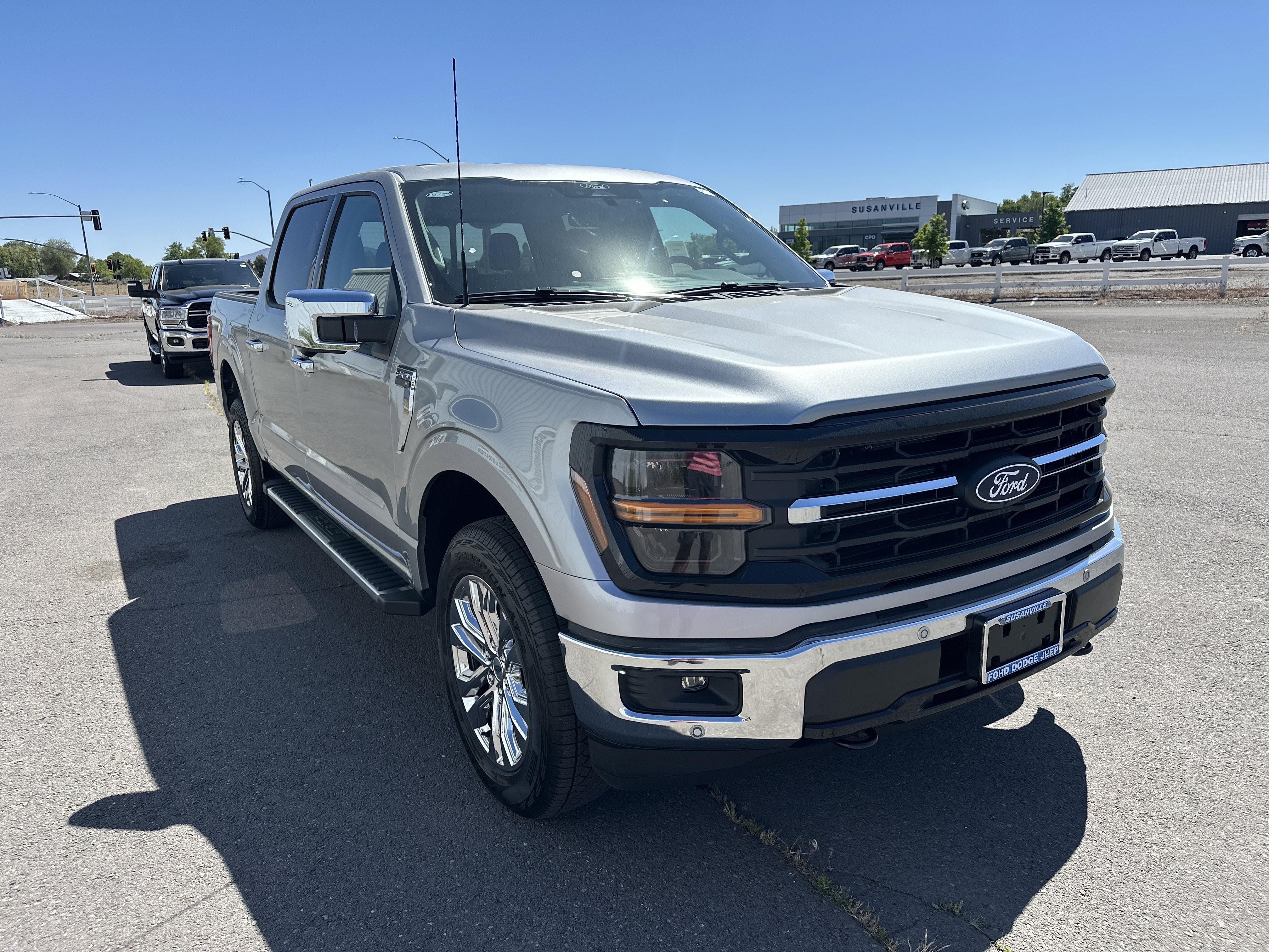 New 2026 Iconic Silver Metallic Ford XLT image 7