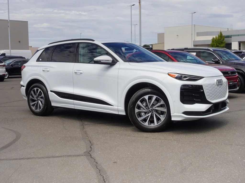 Used 2025 White Audi Premium image 4