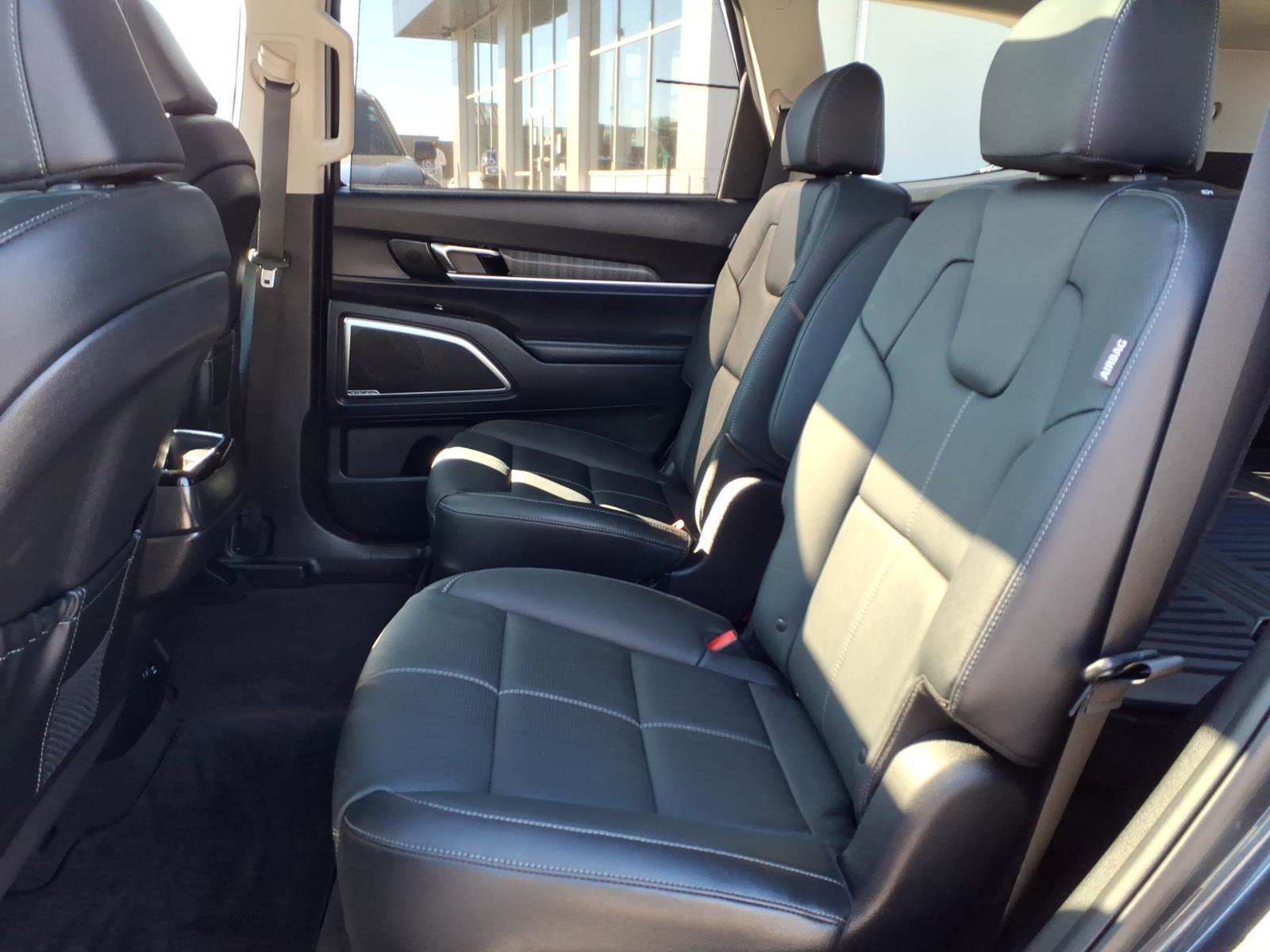 Certified Used 2024 Gravity Gray Kia SX image 20