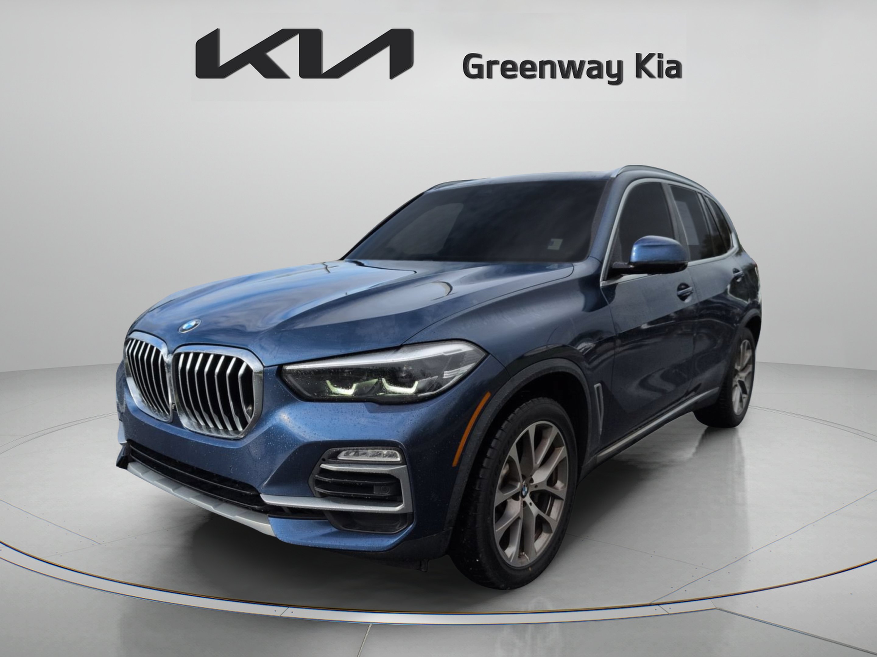 Used 2021 Phytonic Blue Metallic BMW sDrive40i image 4
