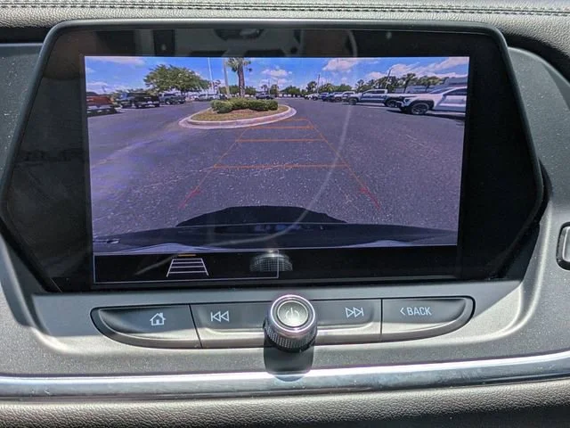 Used 2022 Blue Glow Metallic Chevrolet 2LT image 21