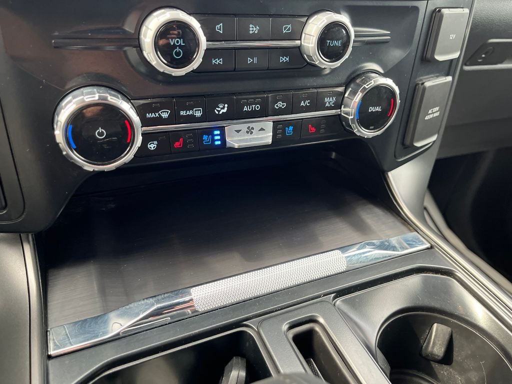Used 2024 Blue Ford Lariat image 21