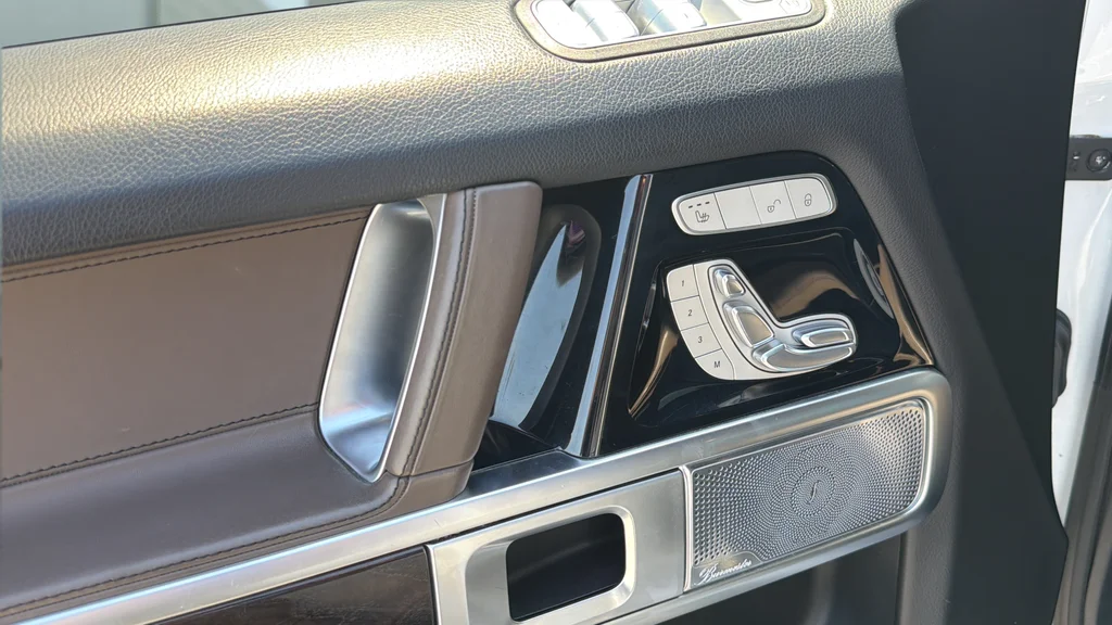 Used 2022 White Mercedes-Benz G 550 image 22