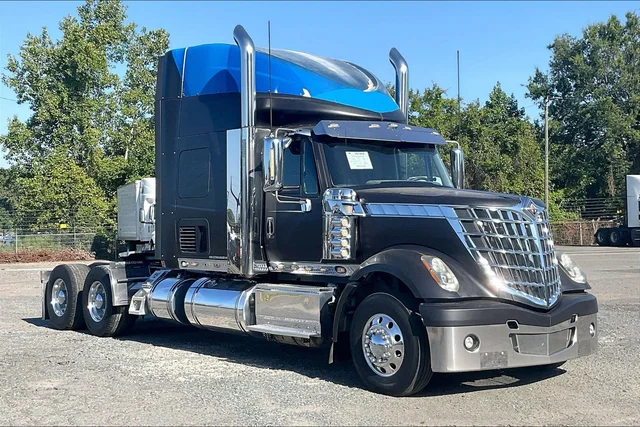 Pre-Owned 2017 International LONESTAR SFA 6x4 Sleeper