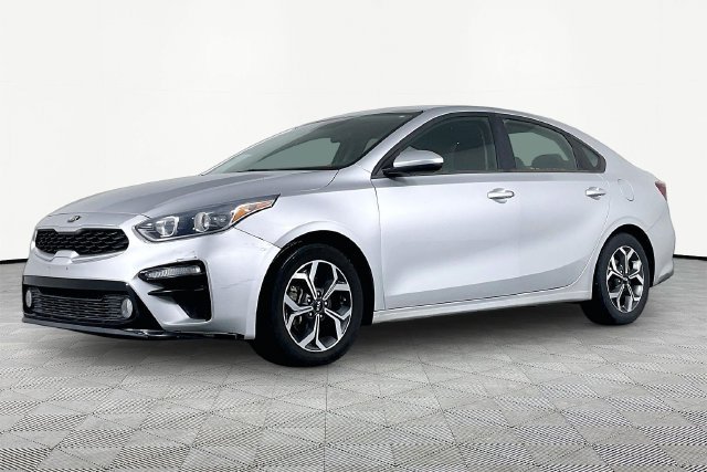 Used 2020 Silver Kia LXS image 1